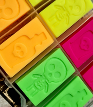 Load image into Gallery viewer, Halloween Skellington Wax Melt Home Bargains Sample Box Mould