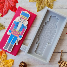 Load image into Gallery viewer, Nutcracker Christmas Elf Wax Melt Snap Bar Mould
